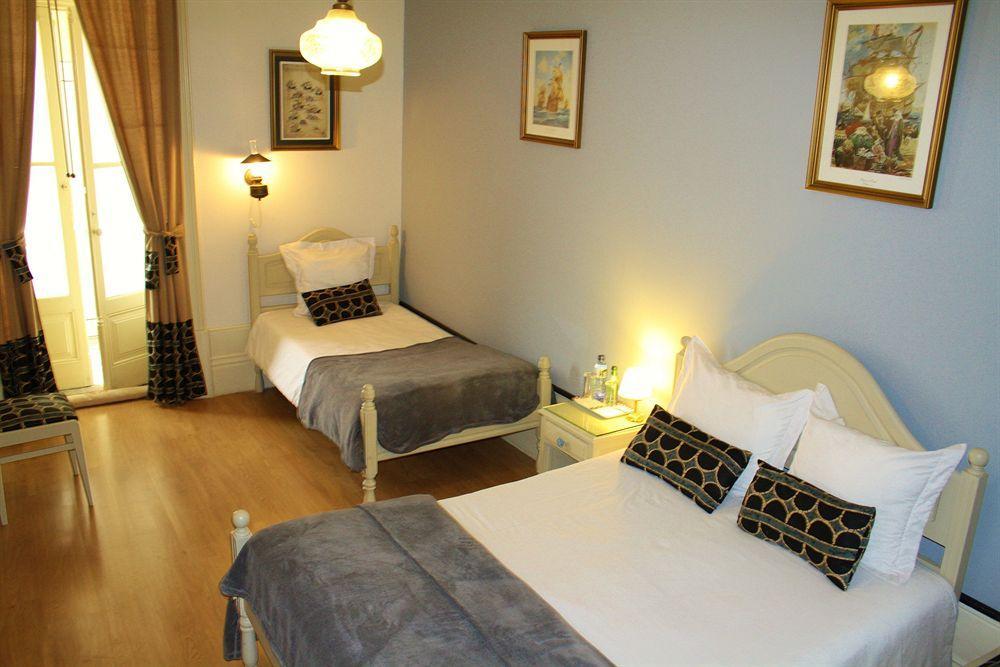 Alvares Cabral Guesthouse Porto Exterior foto