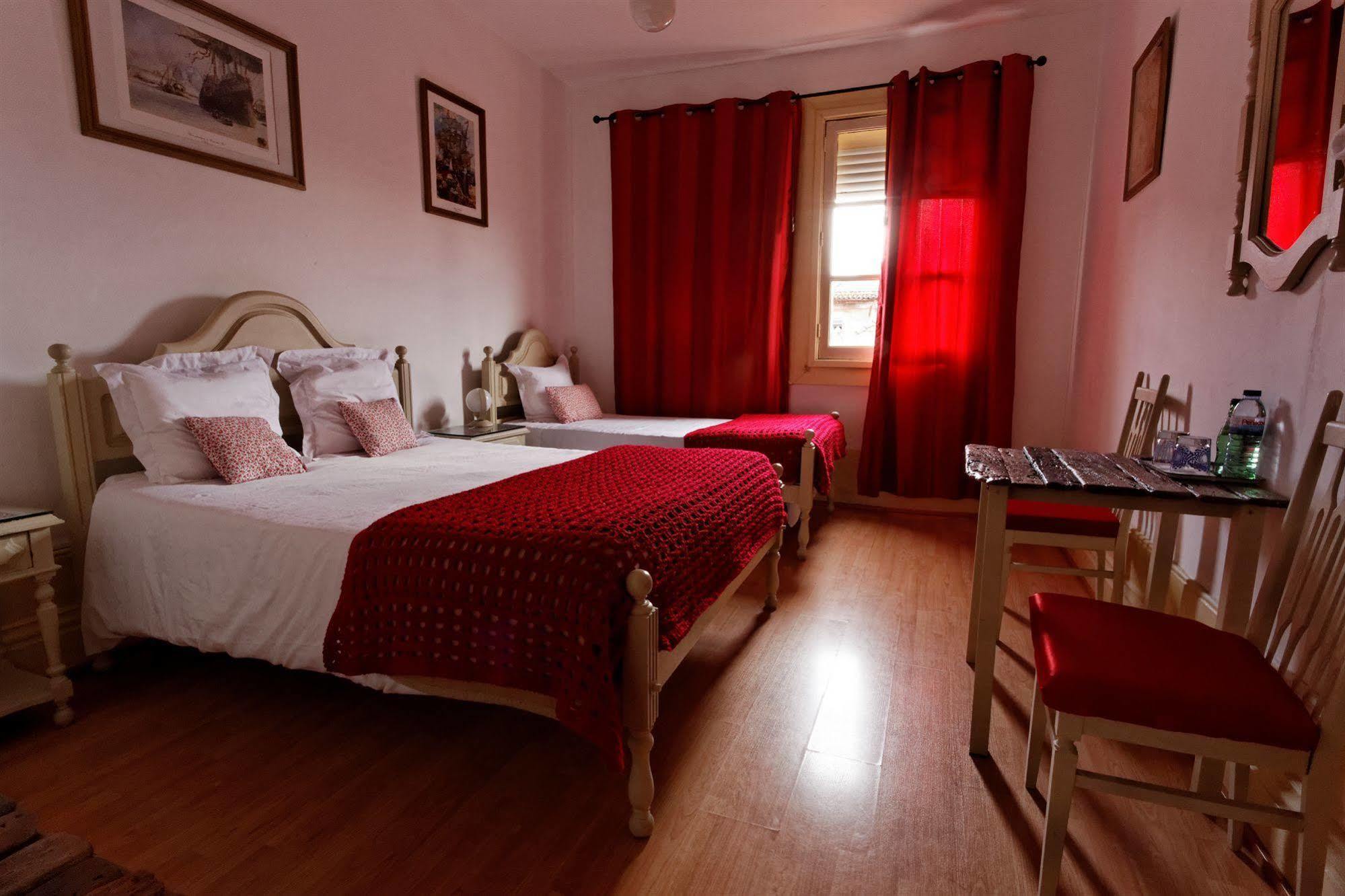 Alvares Cabral Guesthouse Porto Exterior foto