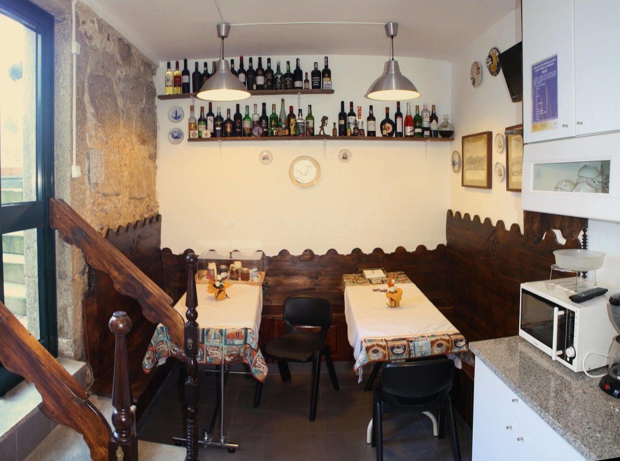 Alvares Cabral Guesthouse Porto Exterior foto