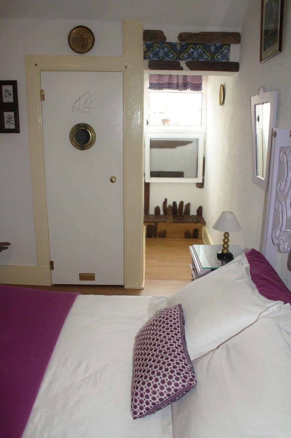 Alvares Cabral Guesthouse Porto Exterior foto