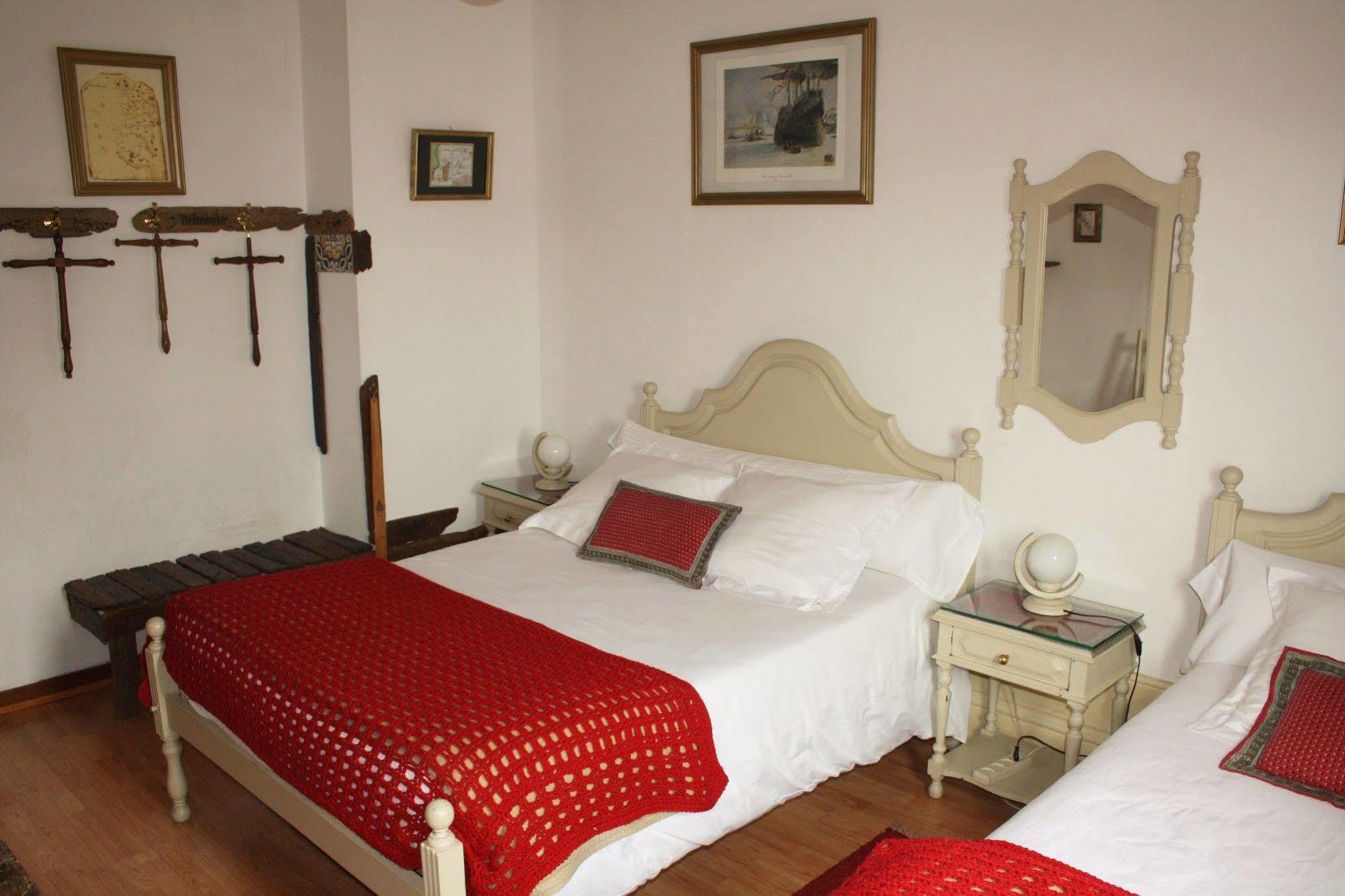 Alvares Cabral Guesthouse Porto Exterior foto