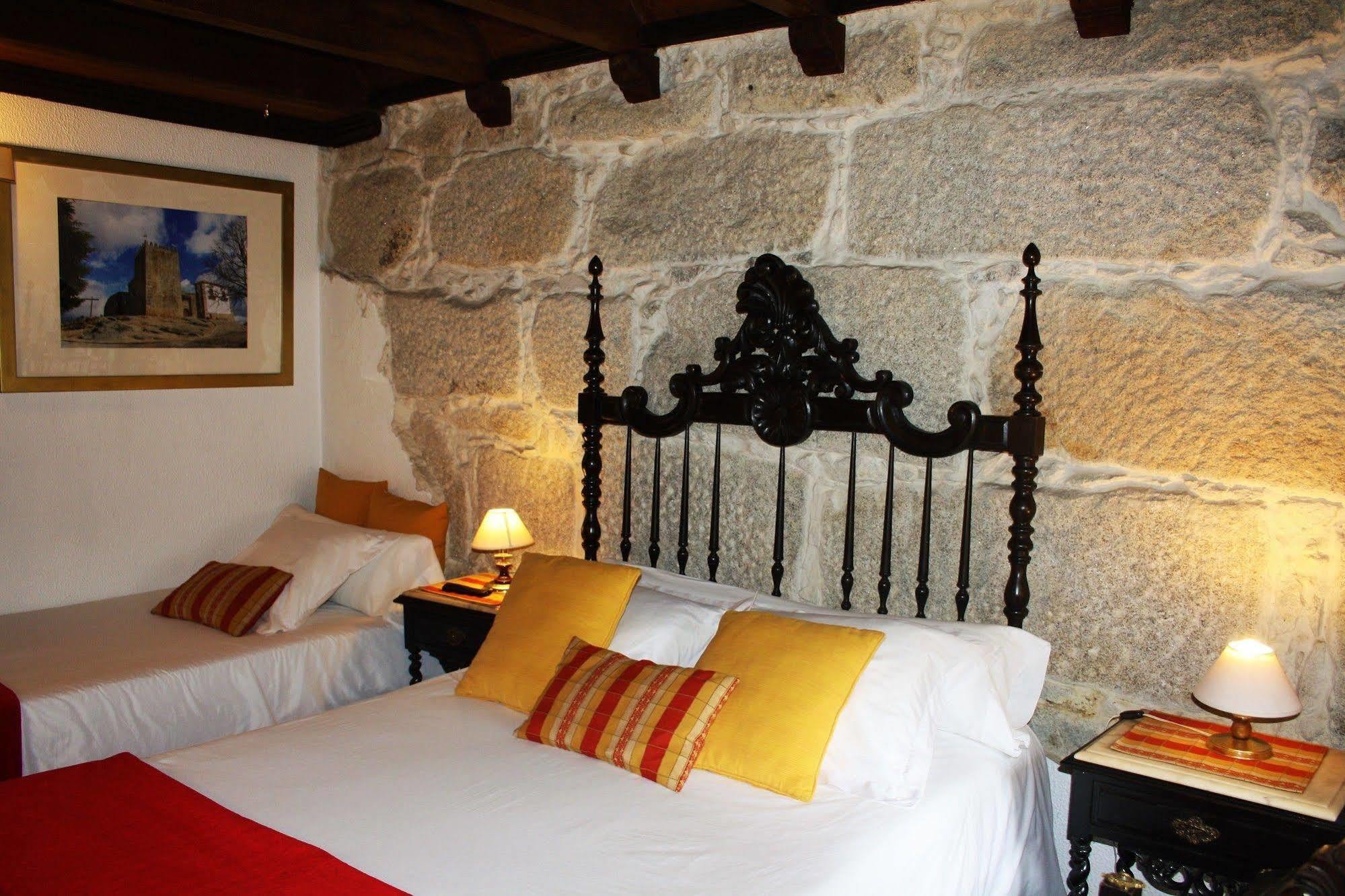 Alvares Cabral Guesthouse Porto Exterior foto