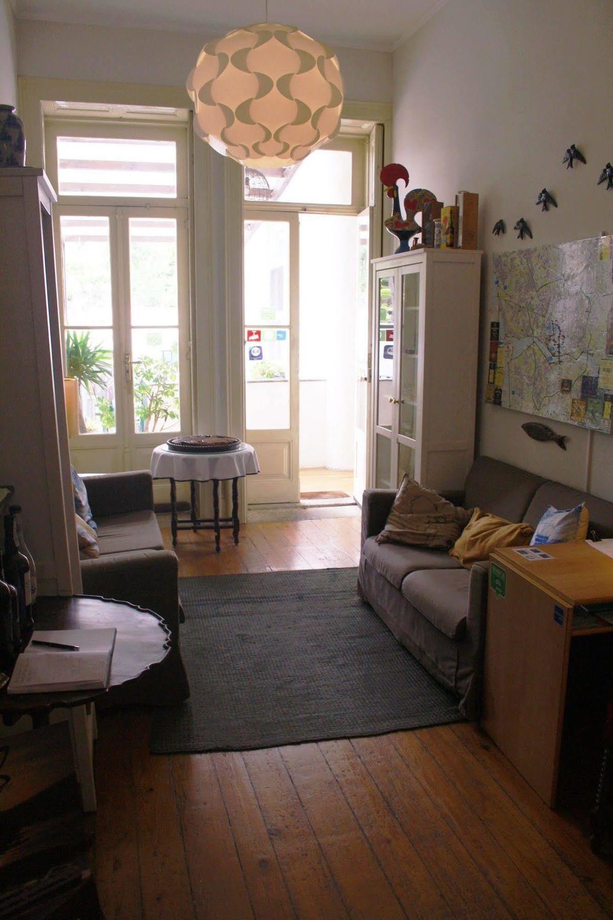 Alvares Cabral Guesthouse Porto Exterior foto