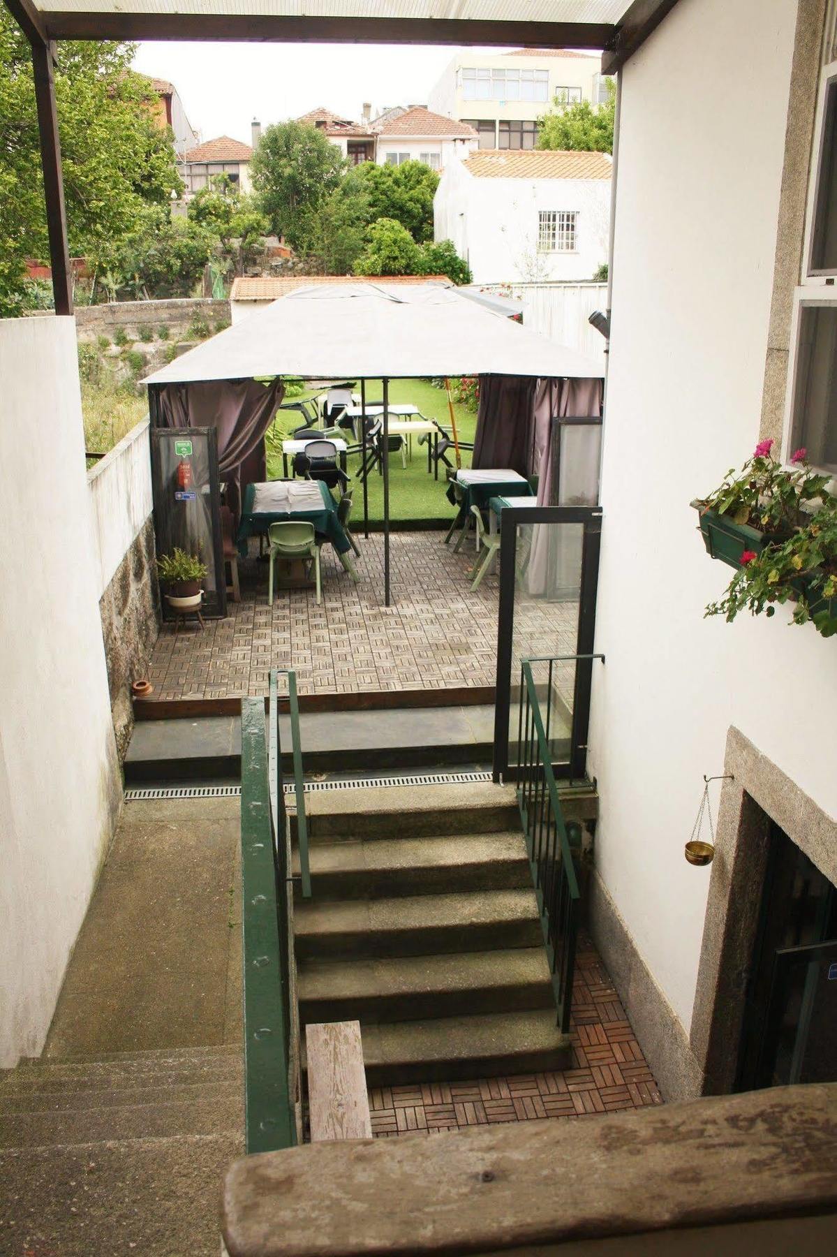 Alvares Cabral Guesthouse Porto Exterior foto